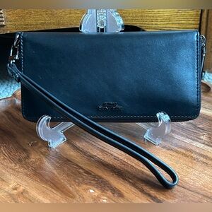 Berliner Bag Lyon Black Full-Grain Leather Women’s Wallet NWT RFID